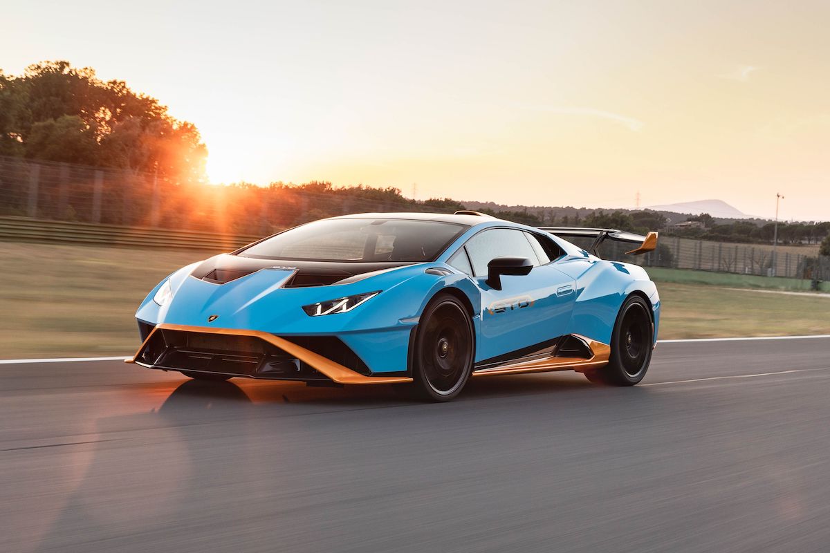 Lamborghini Service Center Dubai: Specialized Maintenance for Italian Supercars