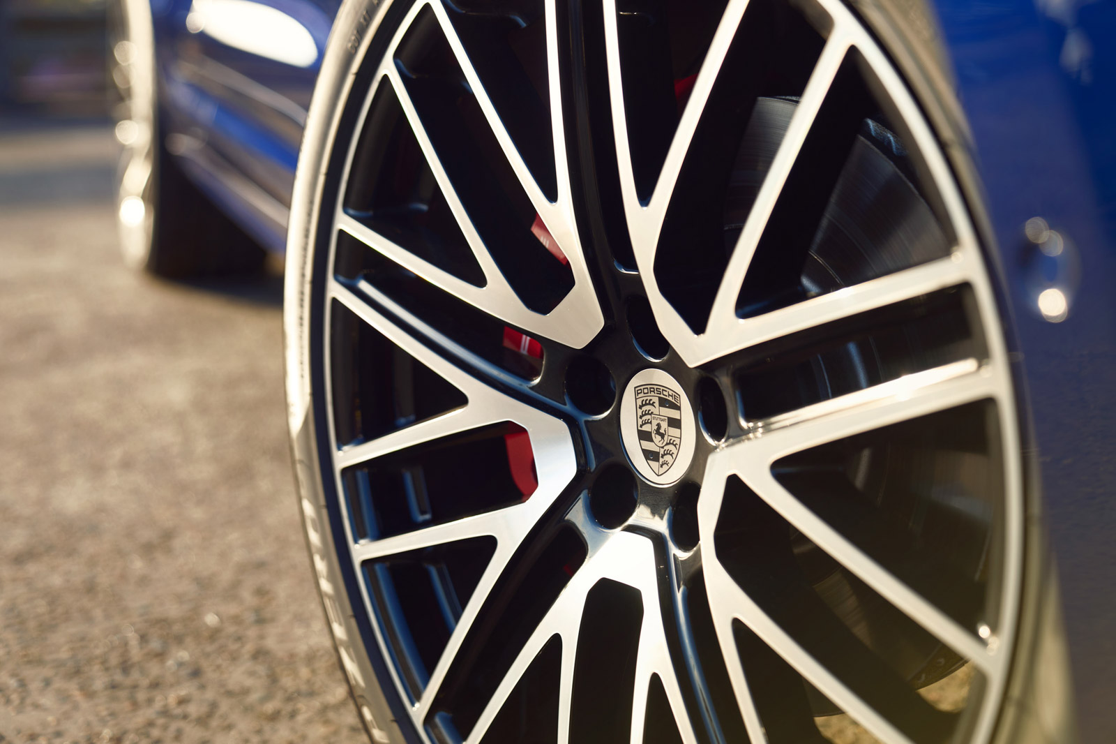 Alloy Wheel Restoration & Tyre Replacement – Premium Care for Luxury Cars